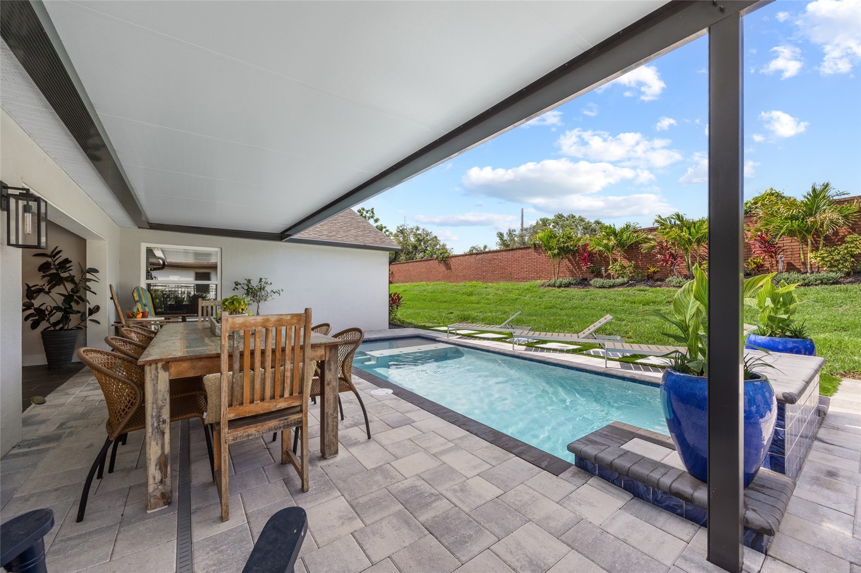 1301 Johns Cove Lane Oakland FL