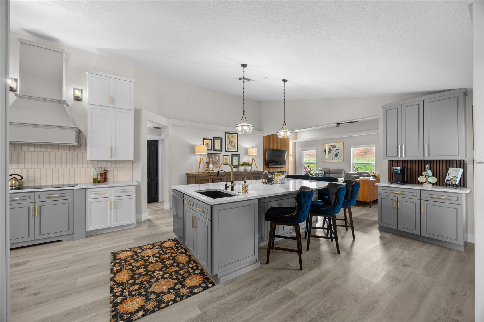 1301 Johns Cove Lane Oakland FL