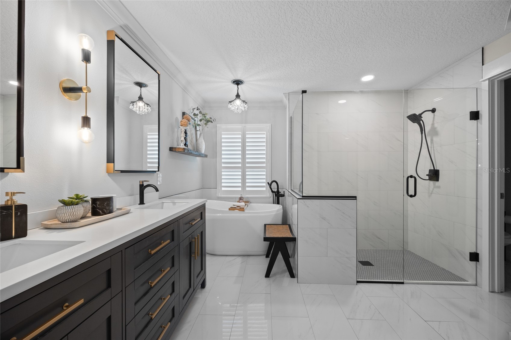 1301 Johns Cove Lane Oakland FL