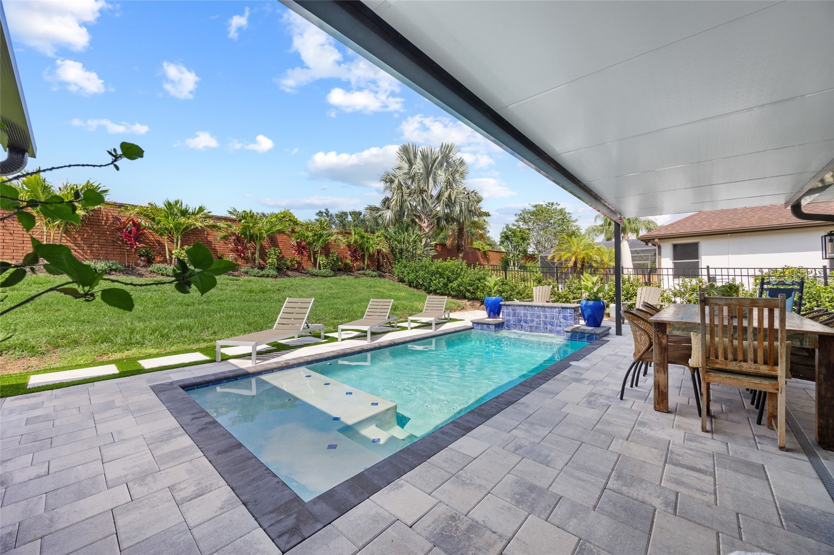 1301 Johns Cove Lane Oakland FL